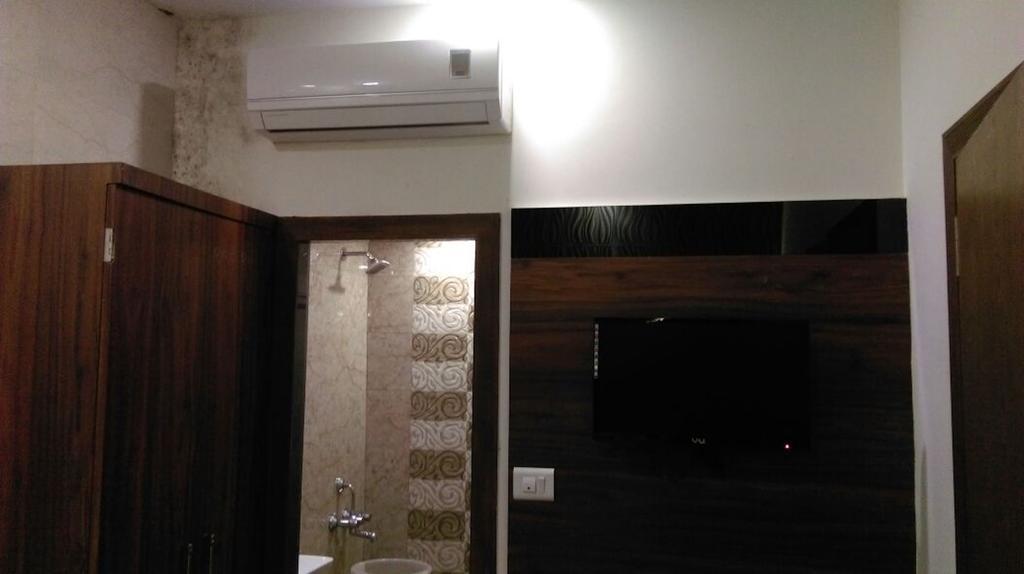 Hotel Palace Residency Bombay Esterno foto