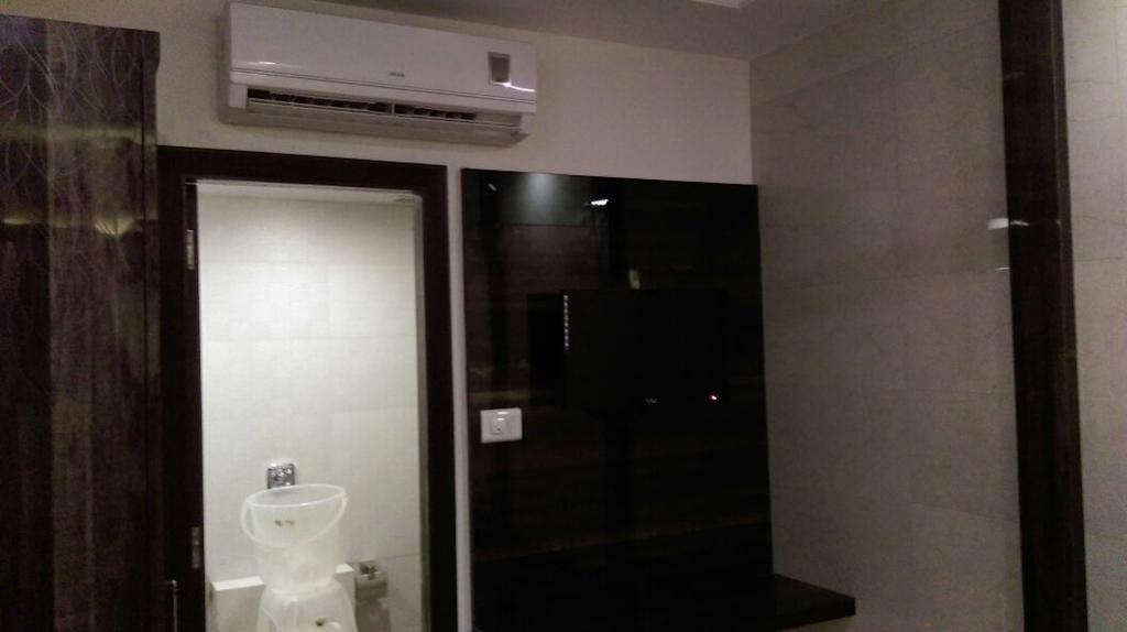 Hotel Palace Residency Bombay Esterno foto