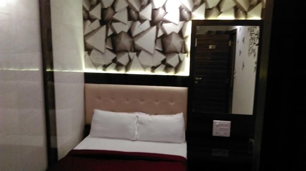 Hotel Palace Residency Bombay Esterno foto